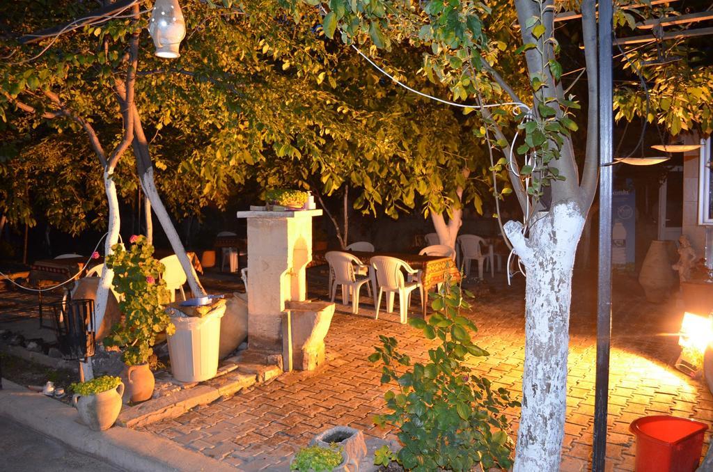 Erciyes Stone Hotel Üchisar Exteriér fotografie